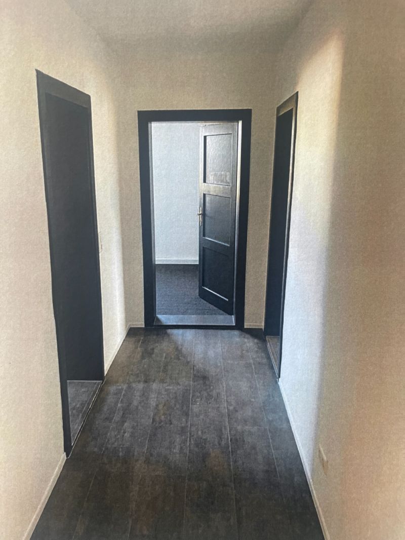 Bad Gottleuba-Berggießhübel: Zwei MFH, 777 m², mit 10 WOHNEINHEITEN und Garagen.
